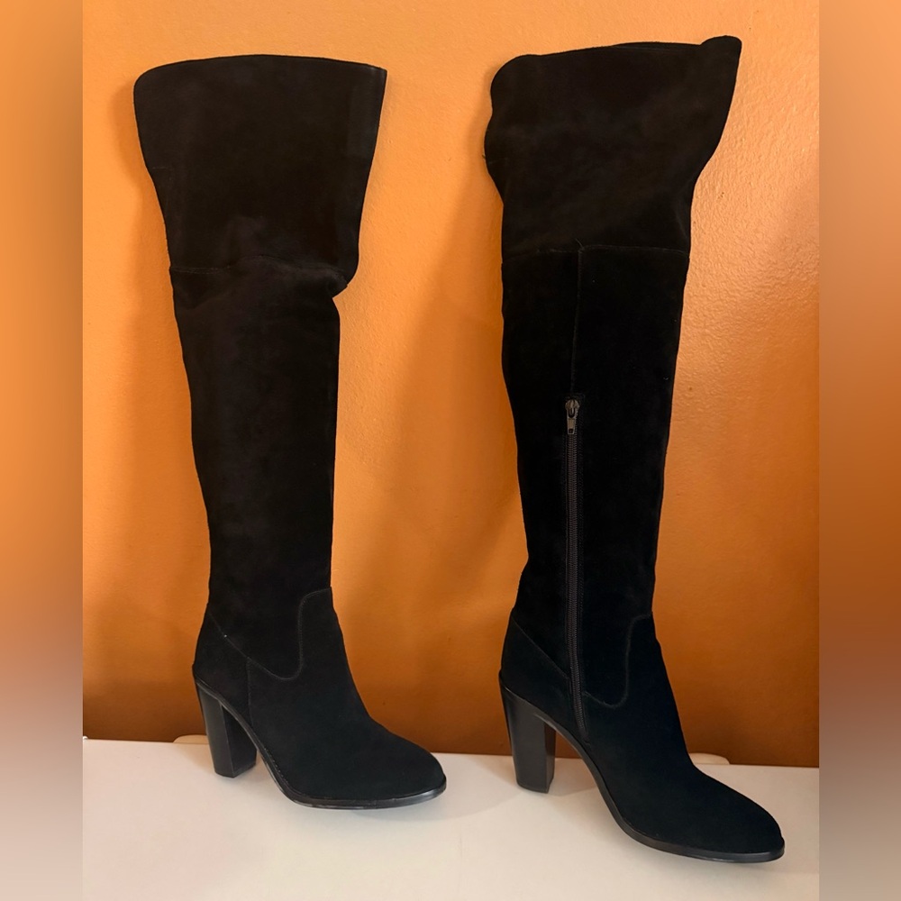 Vince Camuto Over the Knee-High Women's Boots. Size 7